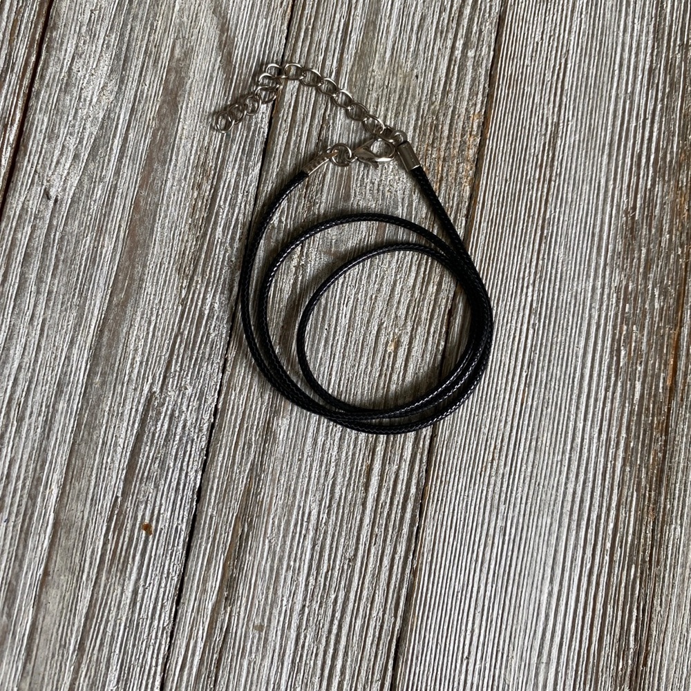 Amethyst Crystal Pendant Necklace – Spiritual Calm - Picture 5 of 7